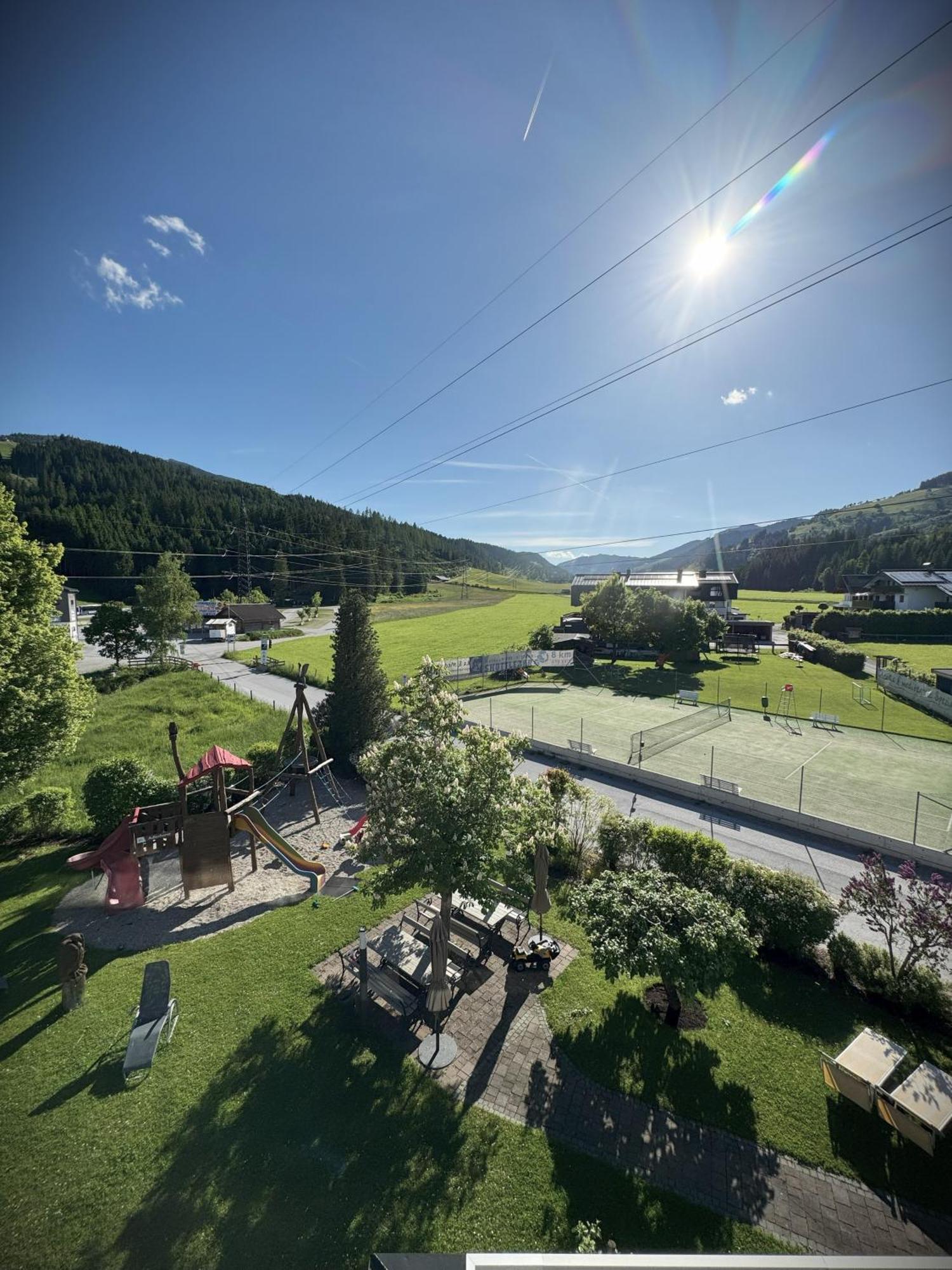 Harmls Aparthotel Flachau Esterno foto